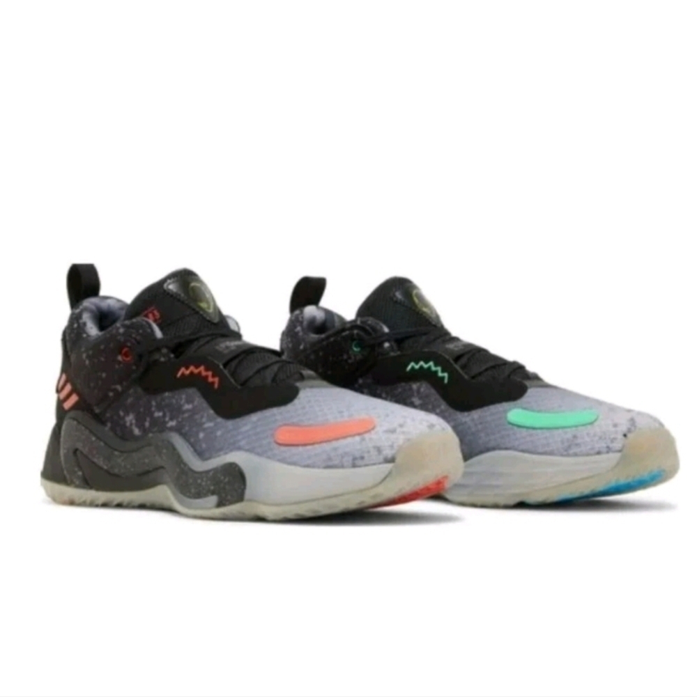 new Adidas men shoes XBOX sneakers GW3647 D.O.N Issue 3 GCA grey 9M / 10W $100 - Picture 1 of 4